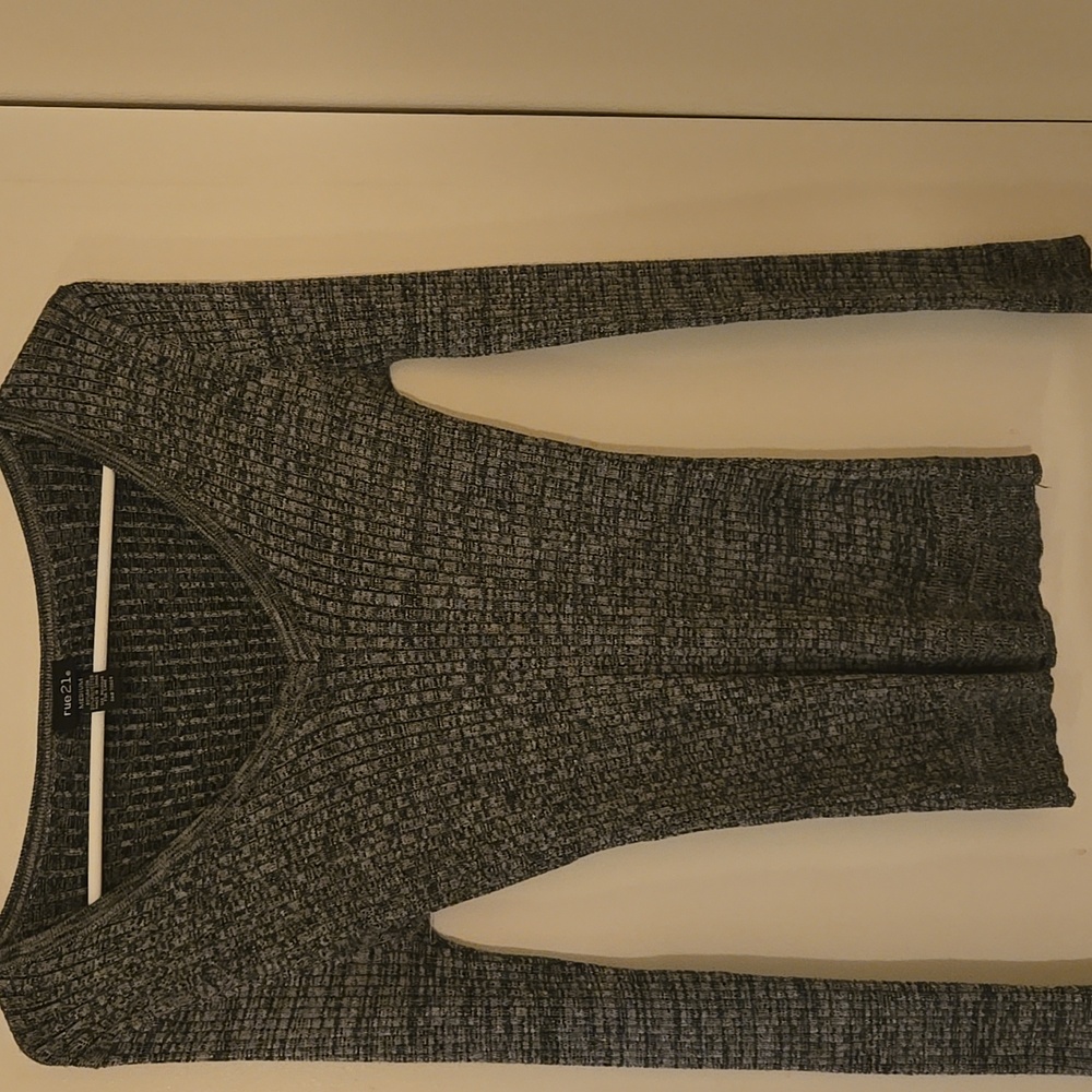 Long sleeve top